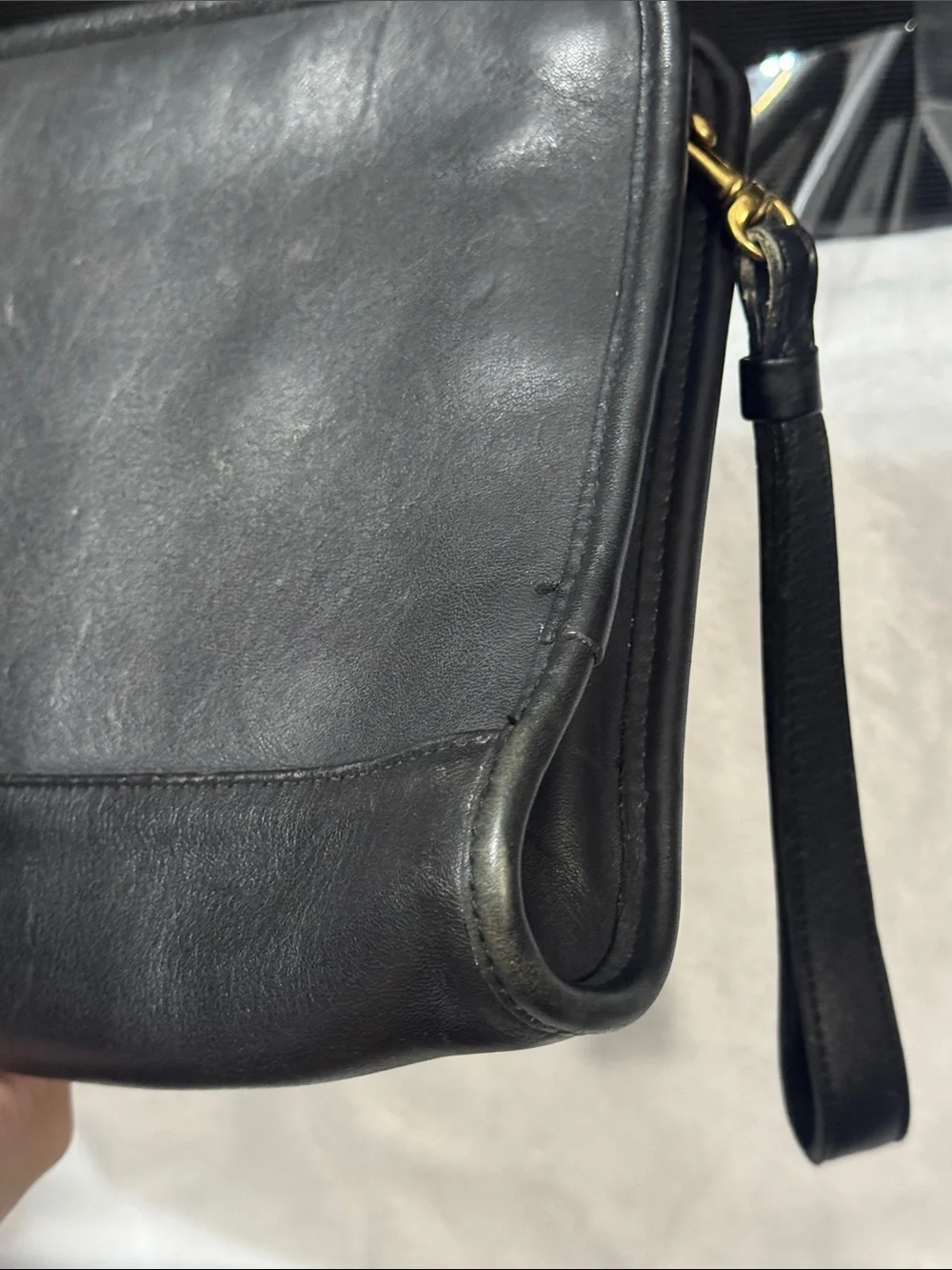 Coach vintage international clutch